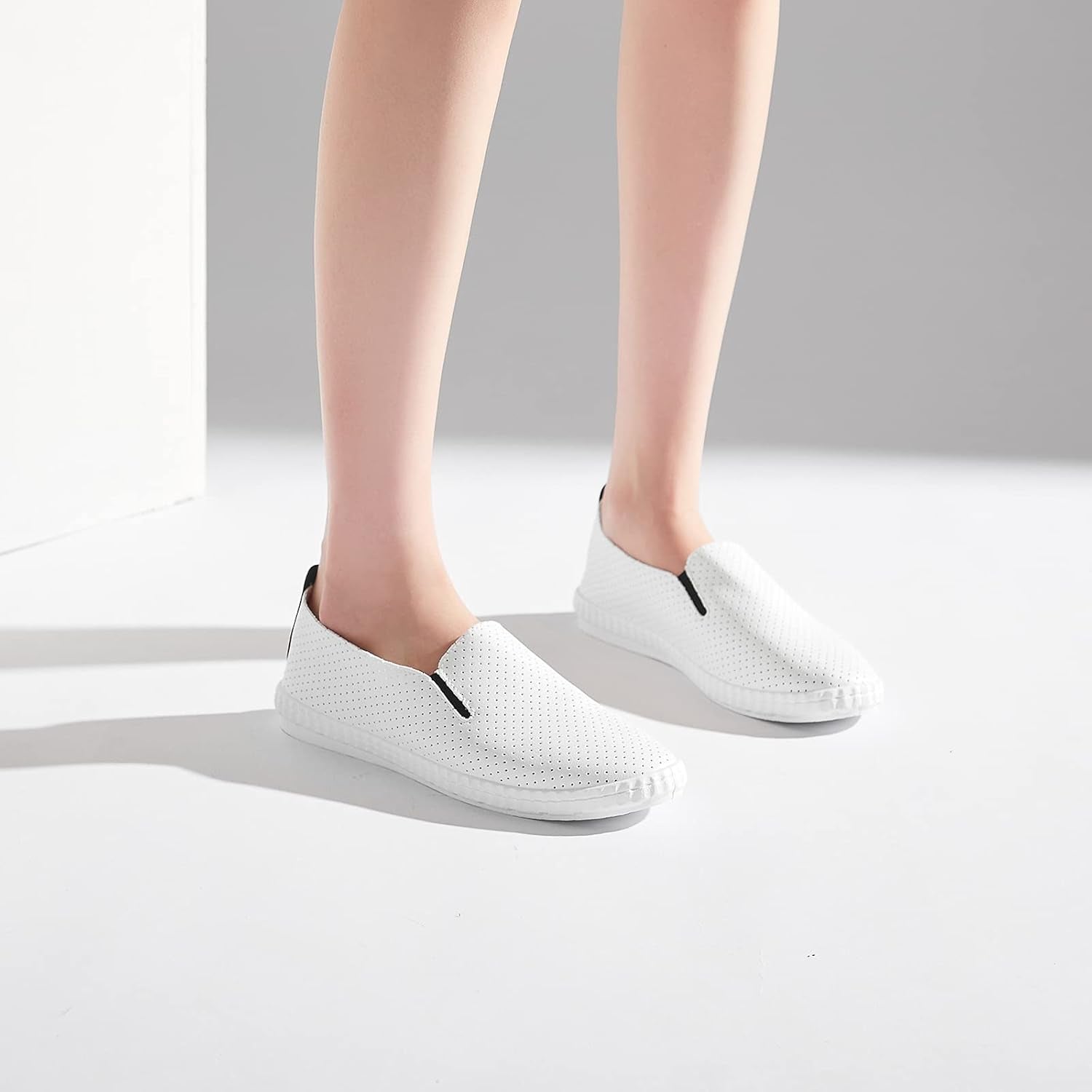Womens White Slip on Sneakers Low Top Leather Casual Shoes Loafers for Women(White/Black,Us8)